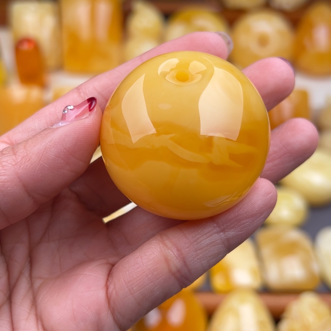 琥珀颈饰未镶嵌纯天然琥珀蜜蜡无优化