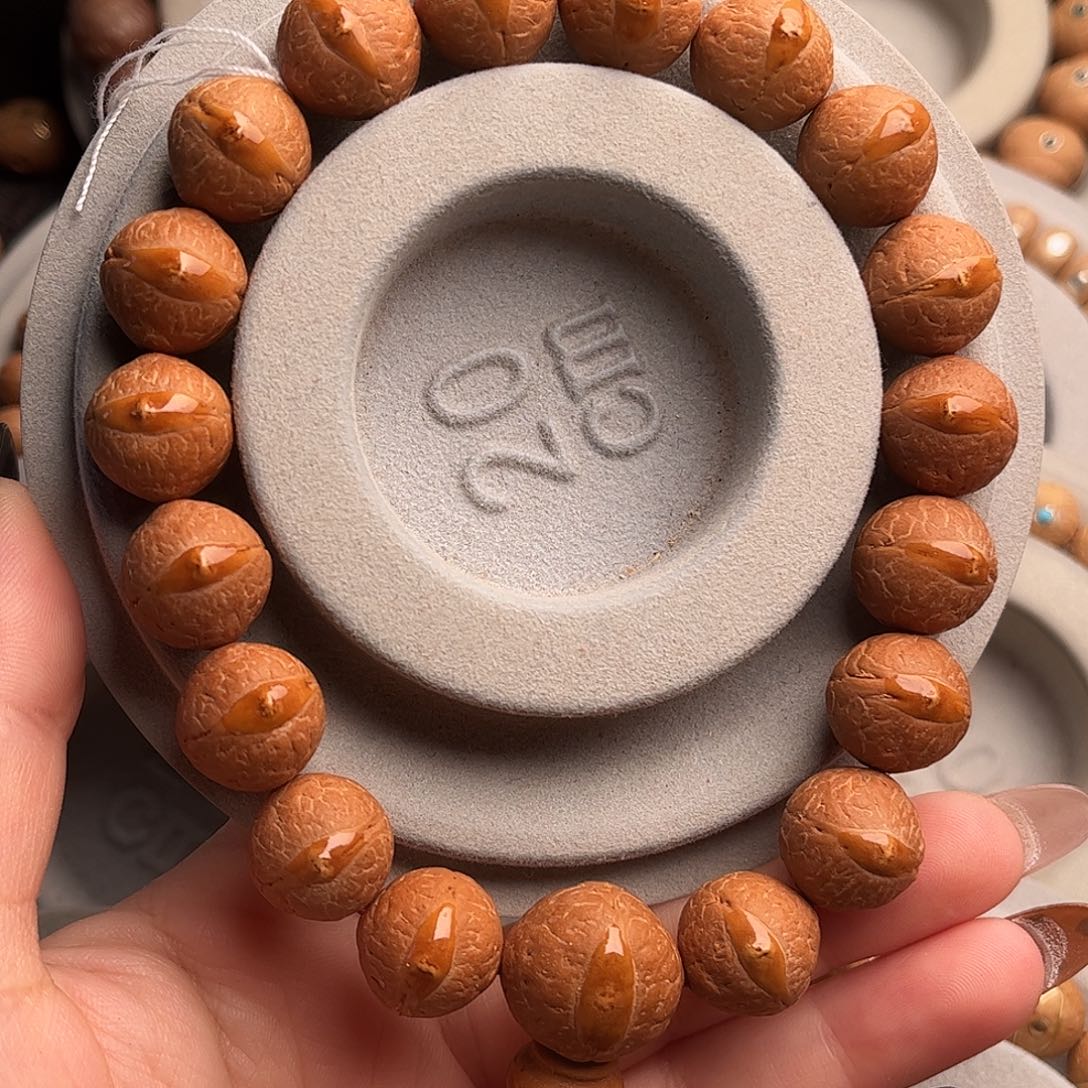 吊坠凤眼菩提14黄金眼红皮