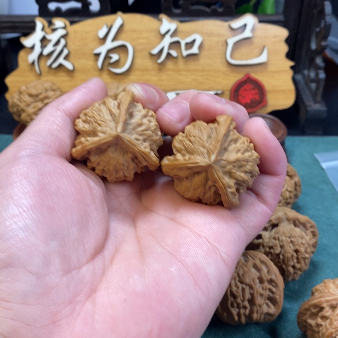 文玩核桃把件飞**达盘山三棱36全品不退不换