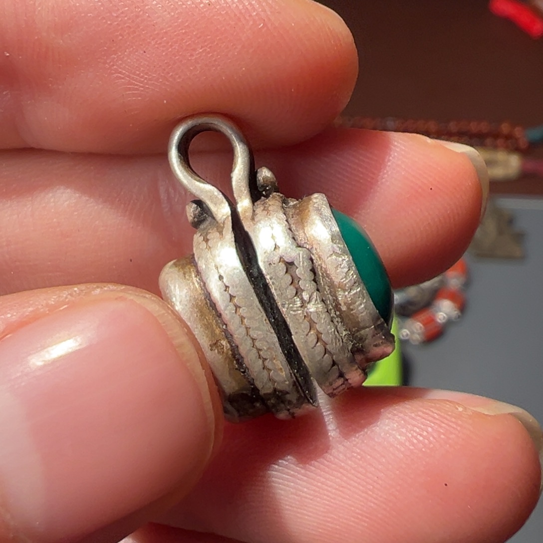 h***a吊坠（不含链）琉璃