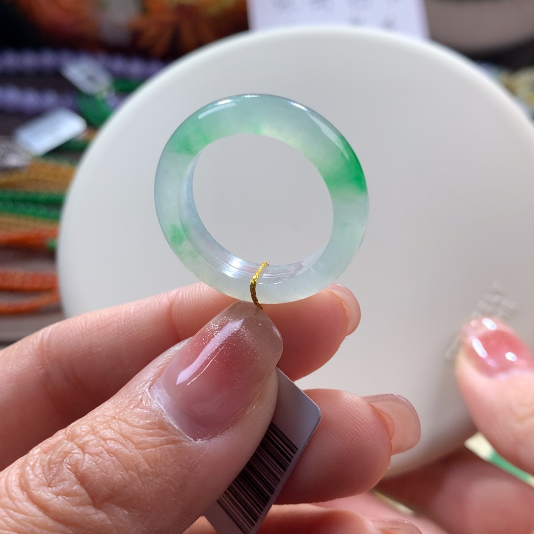 翡翠手链未镶嵌木那冰飘金丝阳绿戒圈20号圈