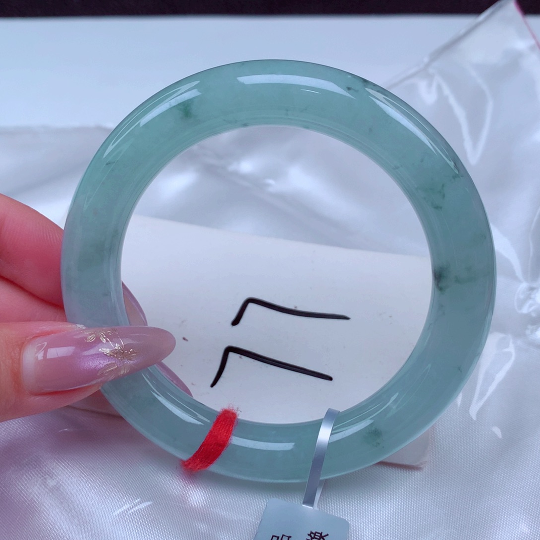 翡翠手镯未镶嵌翡翠54