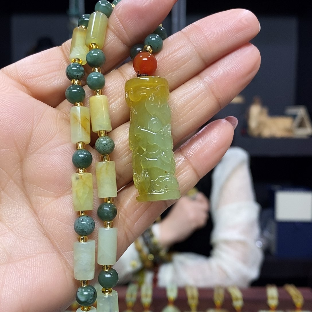 岫玉挂件吊坠未镶嵌