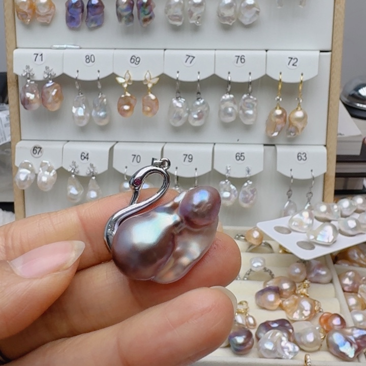 未镶嵌颈饰淡水珍珠