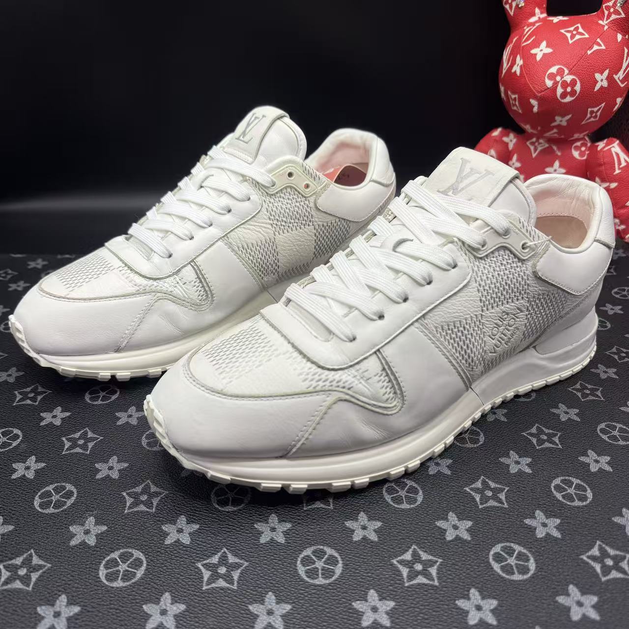 95新 LouisVuitton/路易威登 白棋盘格runaway运动鞋42.5码lz546