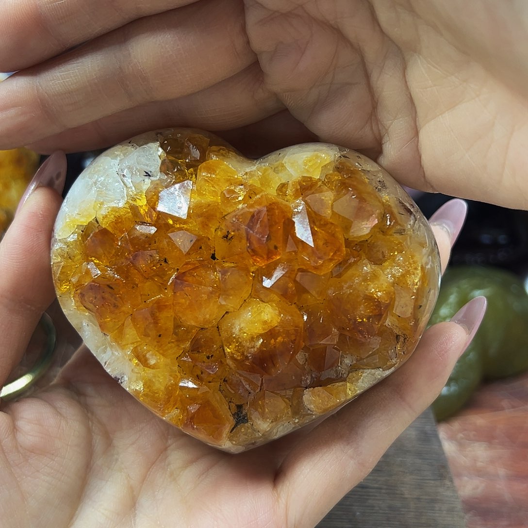 水晶大型摆件未镶嵌