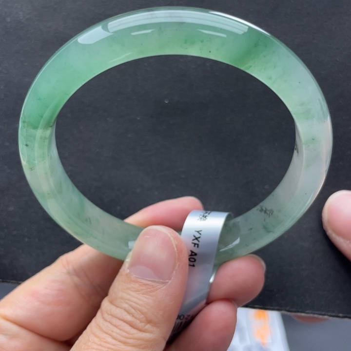 石英质玉未镶嵌手镯57-58