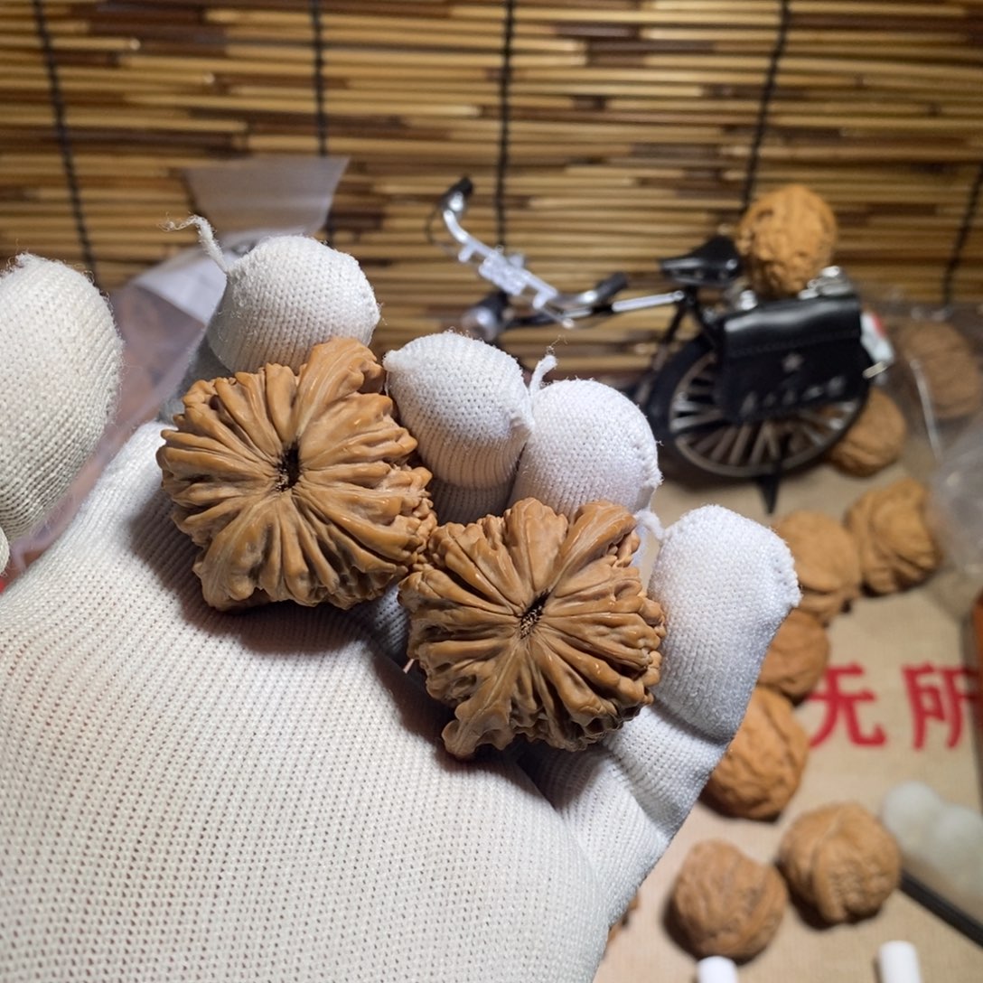 文玩核桃吊坠38四座楼