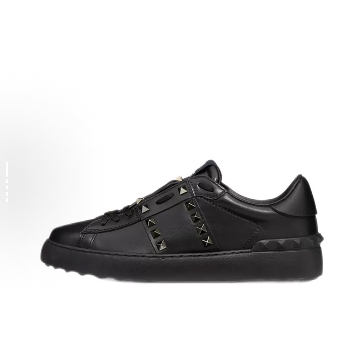 99新 Valentino/华伦天奴   ROCKSTUD 铆钉鞋 37码！