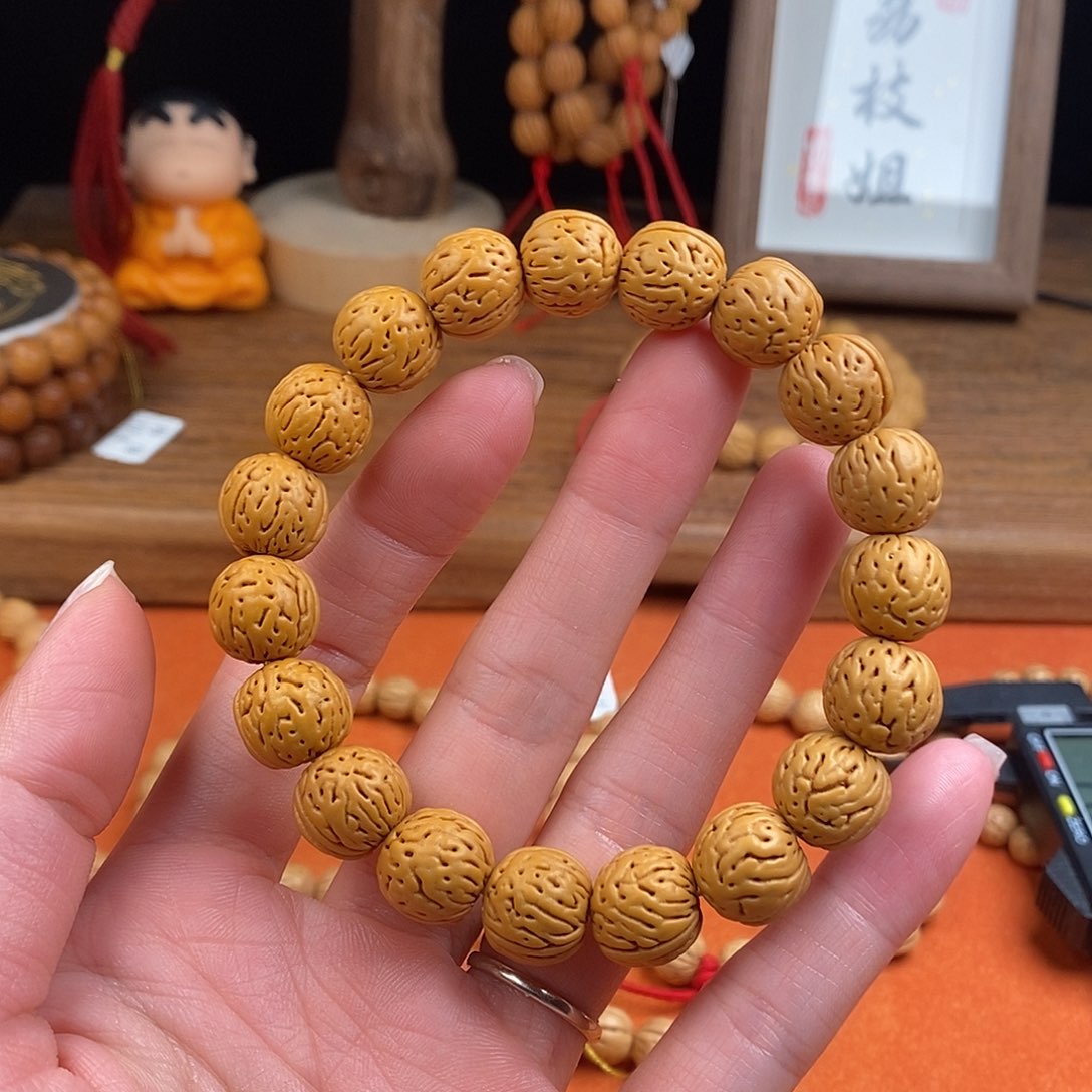 桃核手串油皮13 （尺寸误差0.5之间）