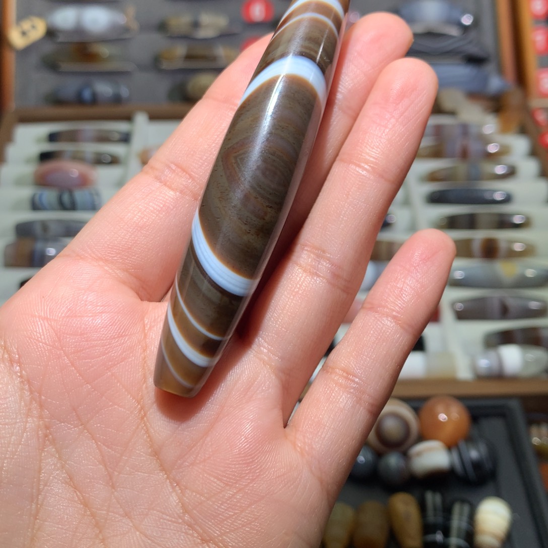 扎***哥玛瑙/玉髓未镶嵌颈饰