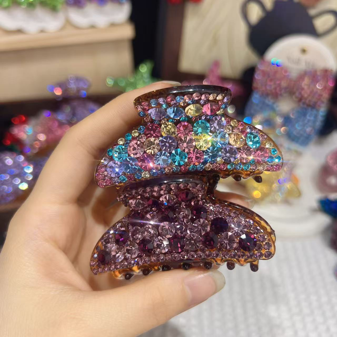 元宝中号女士抓夹时尚百搭