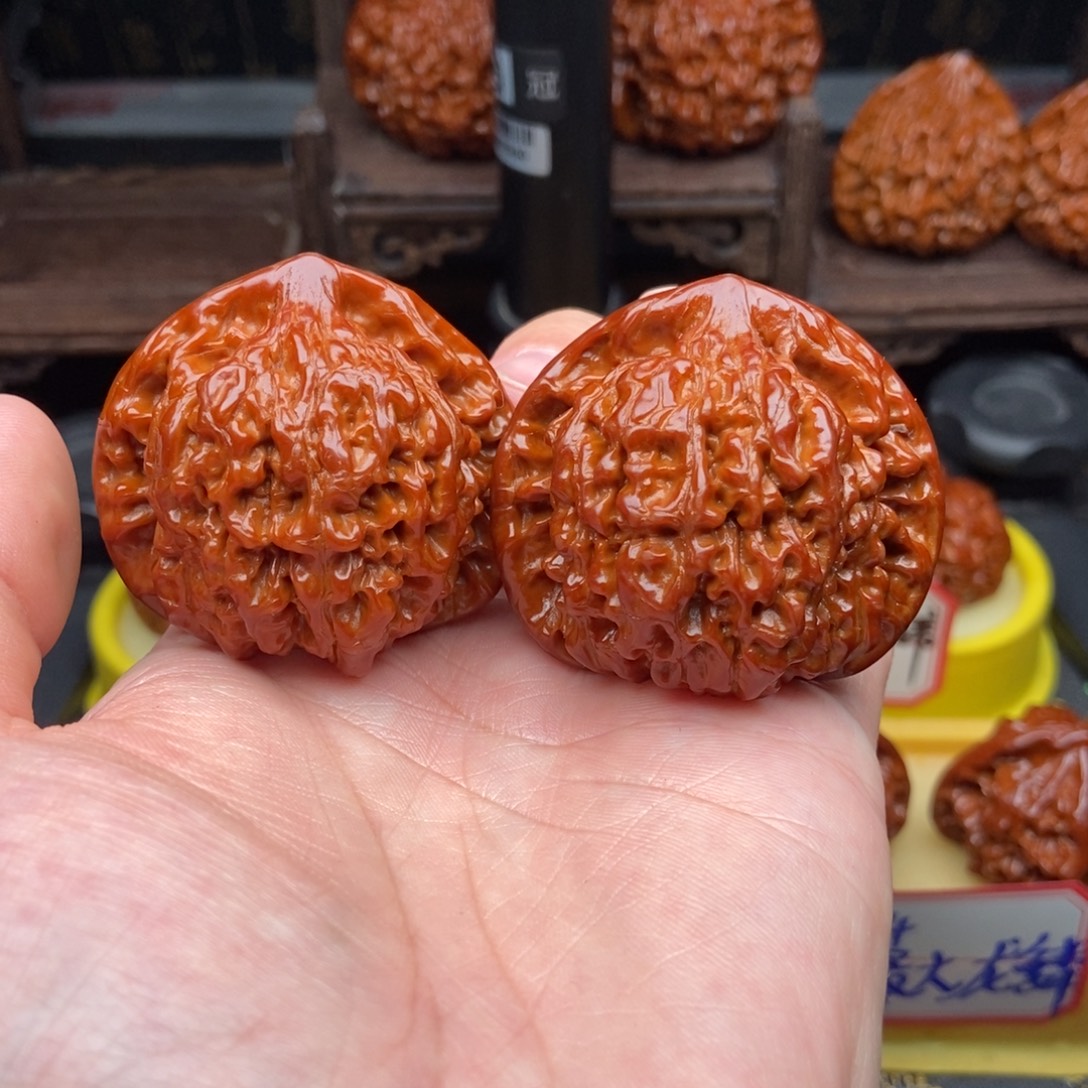 文玩核桃吊坠48官帽