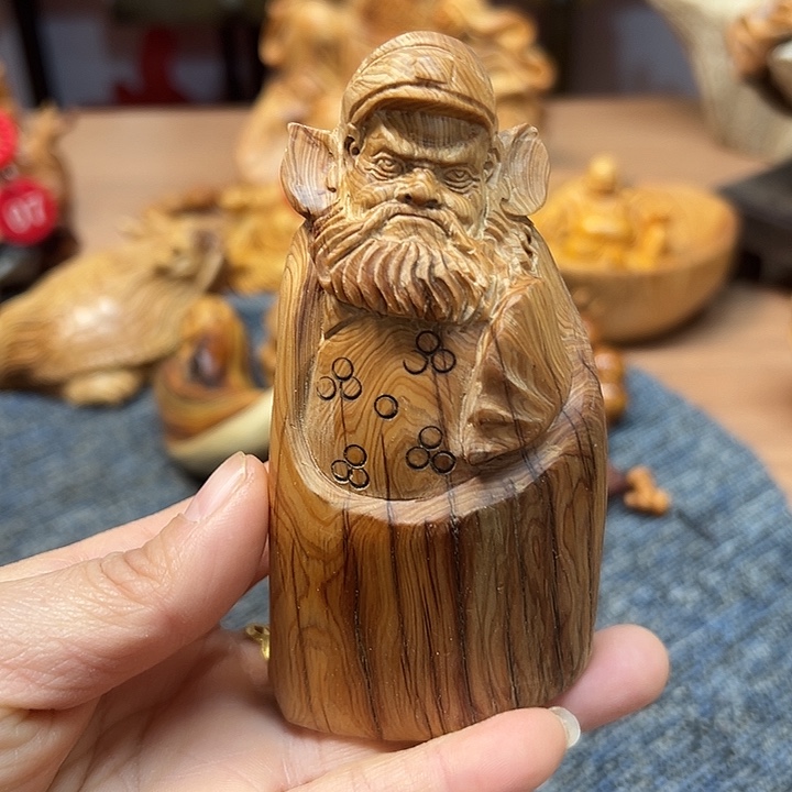 柏木太行崖柏手把摆件