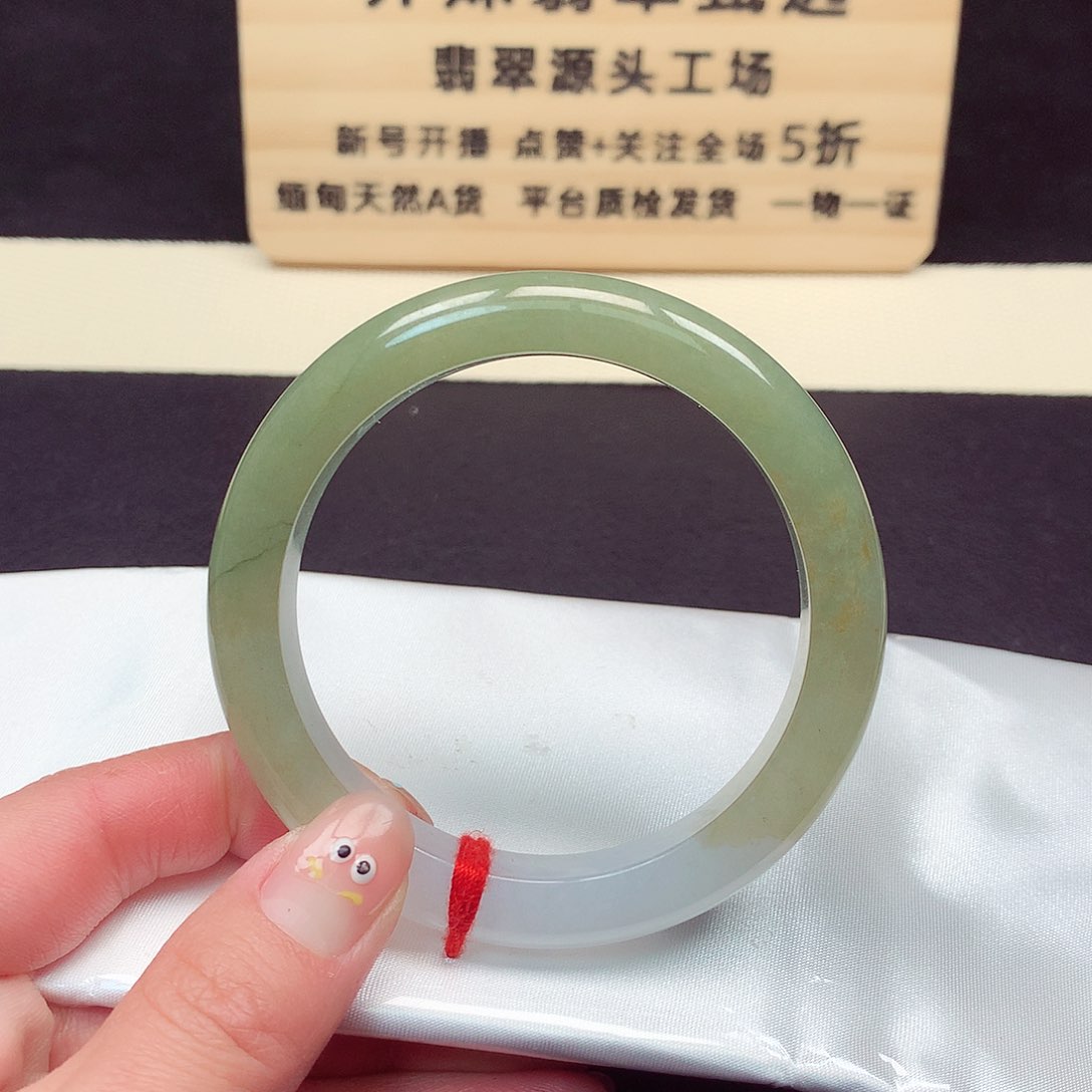 翡翠手镯未镶嵌166号