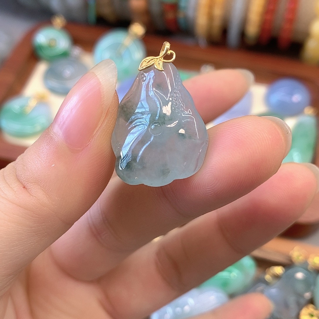 翡翠18K金镶嵌挂件翡翠挂件