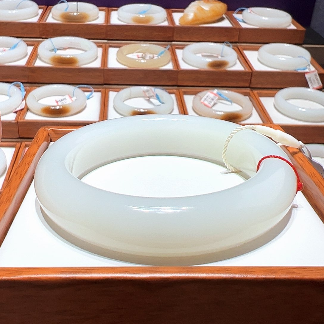 和田玉手镯58/57未镶嵌