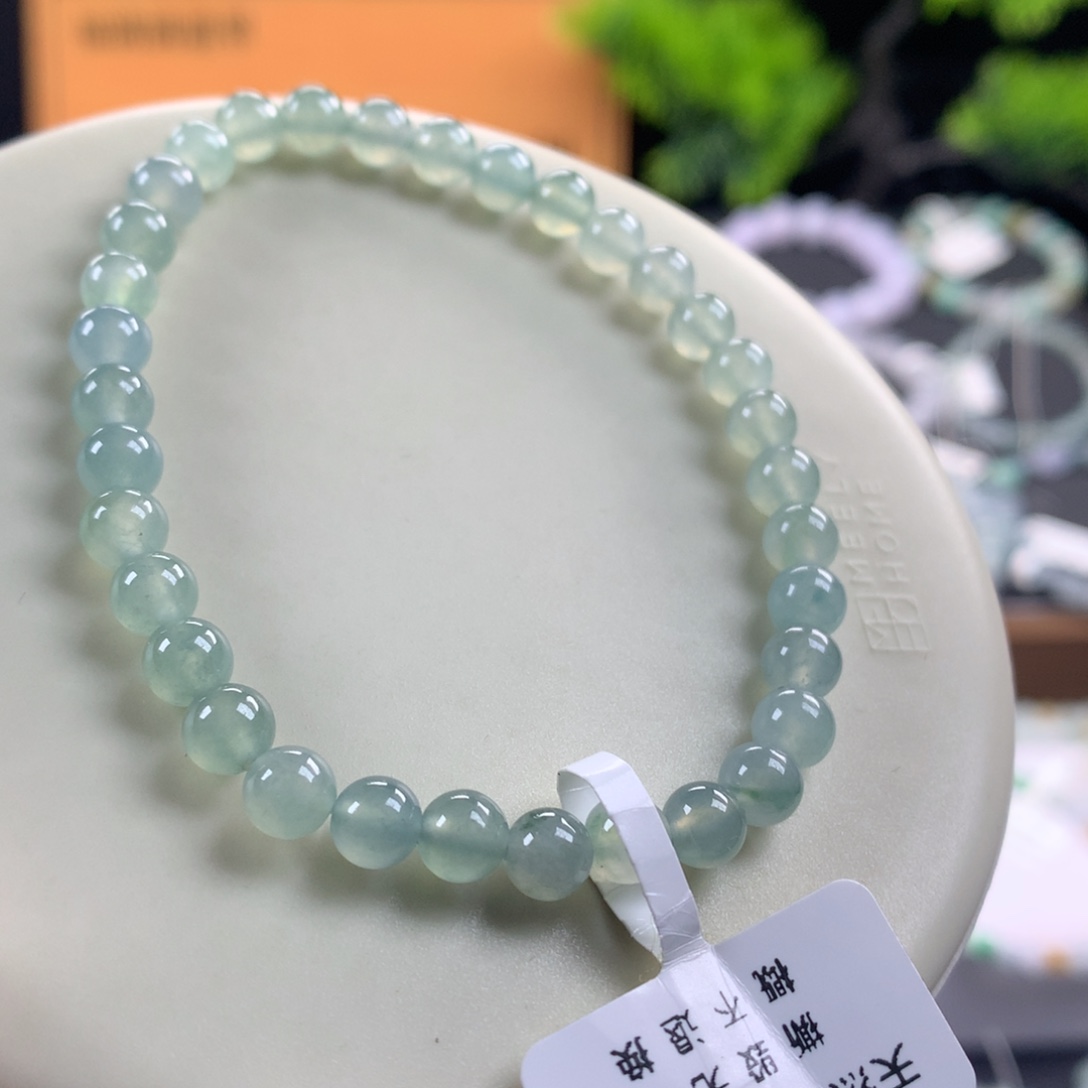 翡翠未镶嵌手链卡5.5
