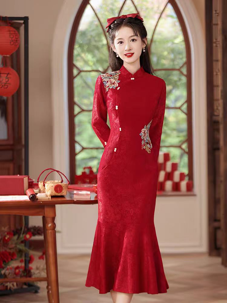 红色鱼尾旗袍礼服订婚裙女2025新款敬酒服新娘结婚便装秋冬季中式