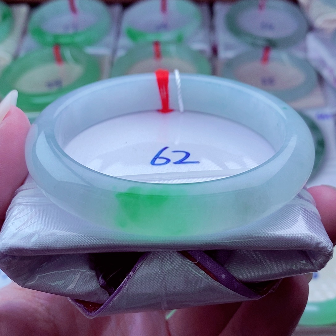 翡翠未镶嵌手镯710正阳绿冰透冰胶起光大圈口