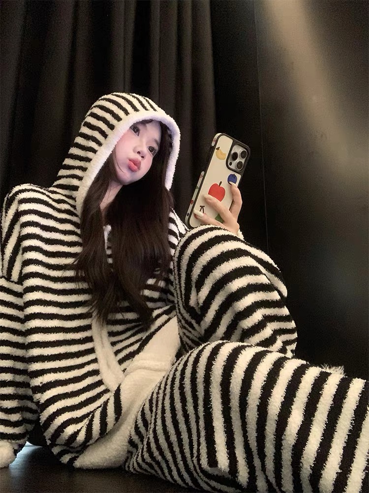 1号链接找到衣服睡裙编码拍下【001-199】