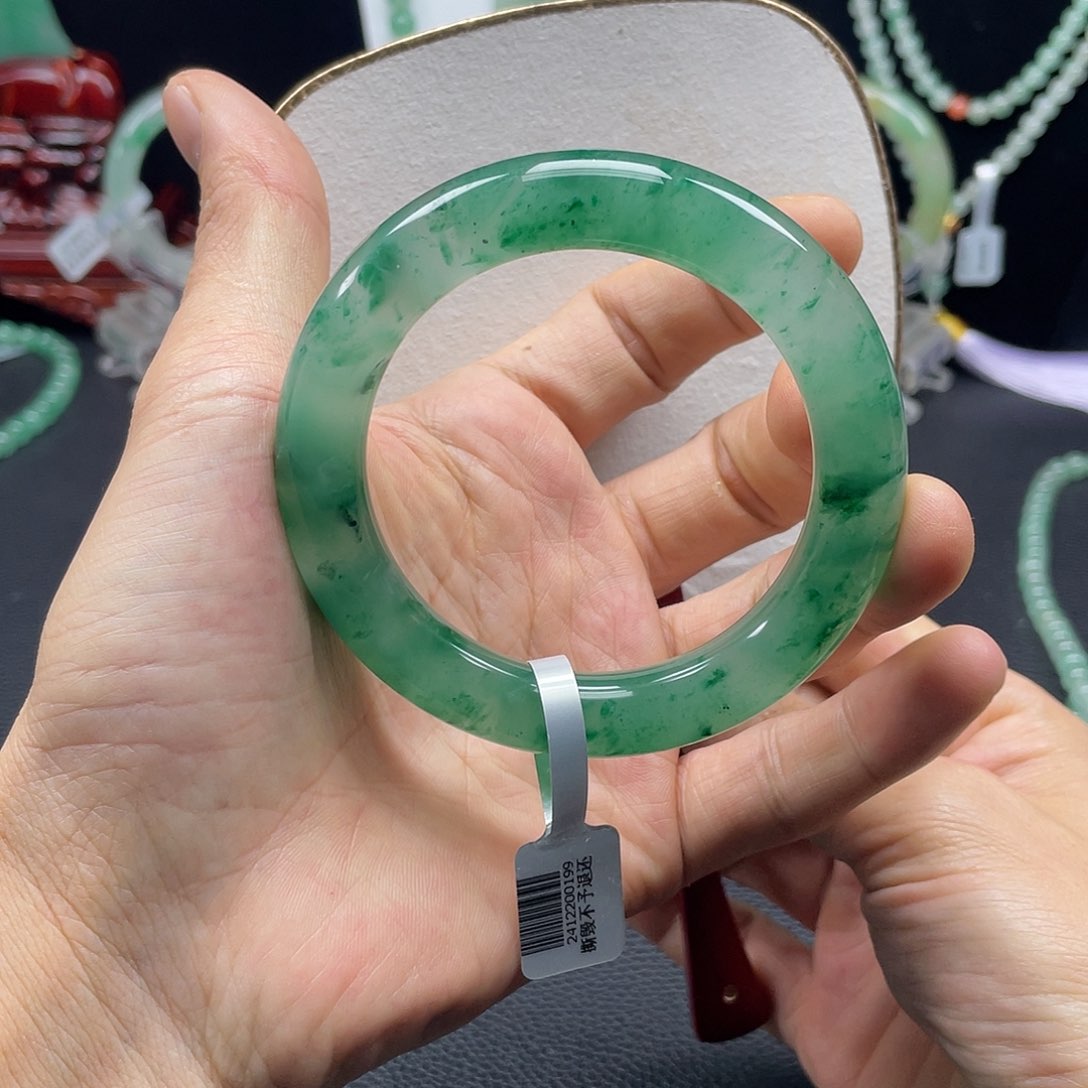 石英质玉手镯未镶嵌苍**秀