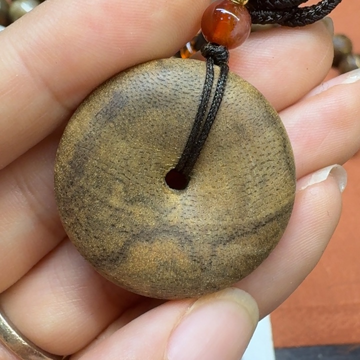 大叶紫檀（黑酸枝木类）
