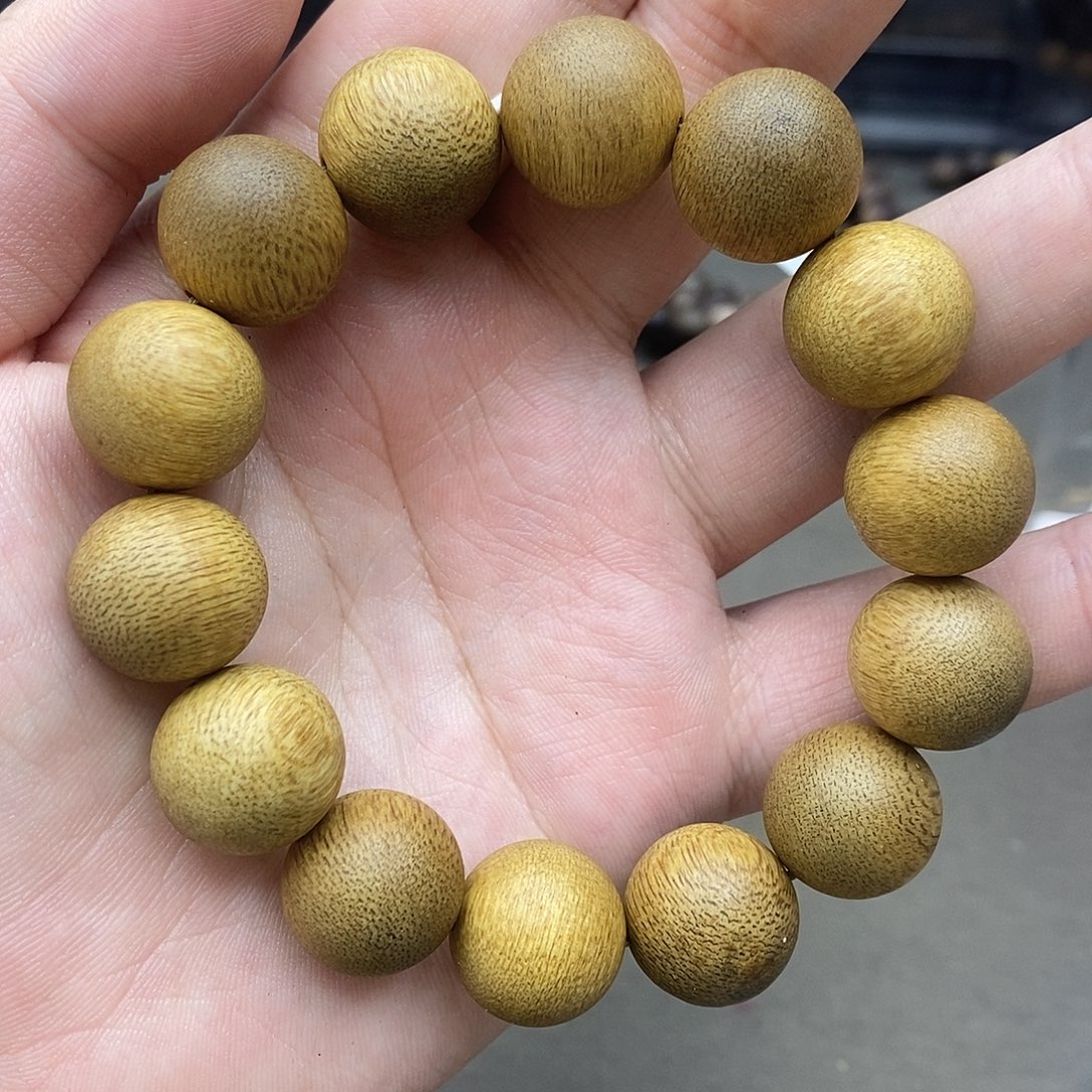 沉香沉香碎屑越南芽庄野生白奇楠102号