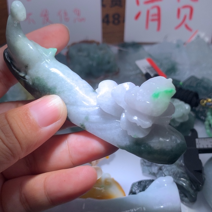 翡翠颈饰未镶嵌保真天然A货翡翠