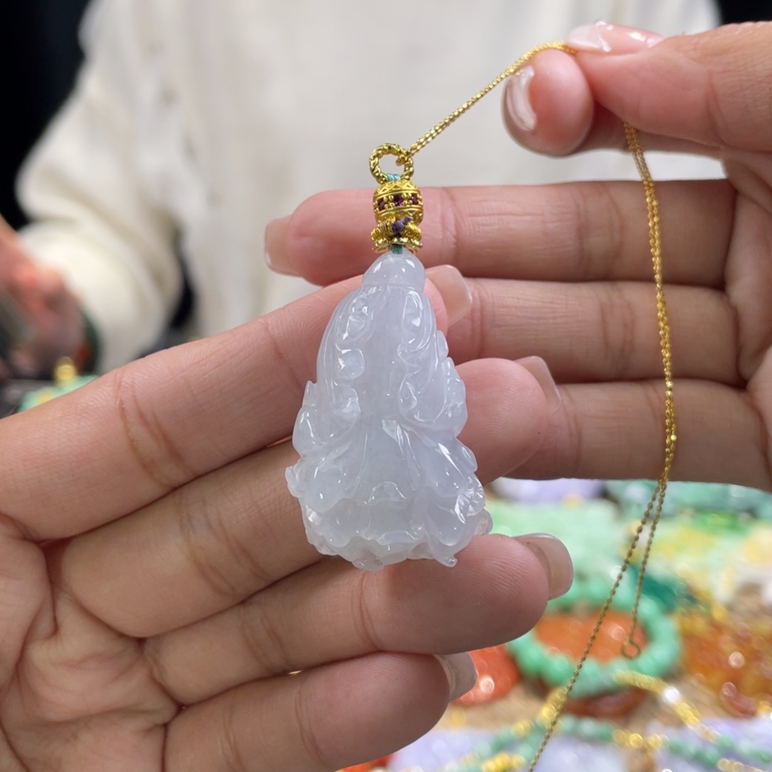 翡翠颈饰未镶嵌代编织