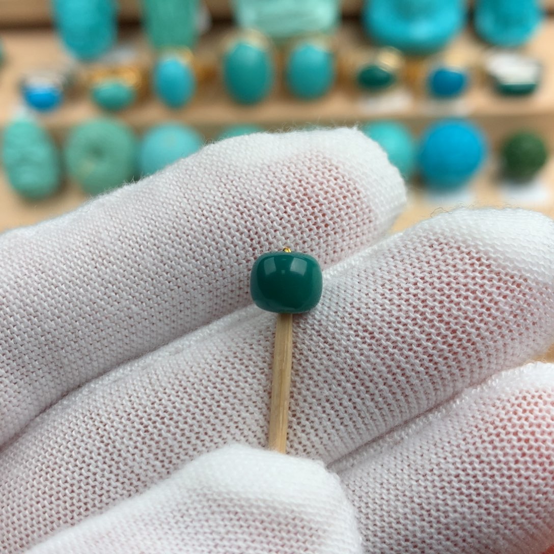 绿松石配饰未镶嵌6.6-5.6mm
