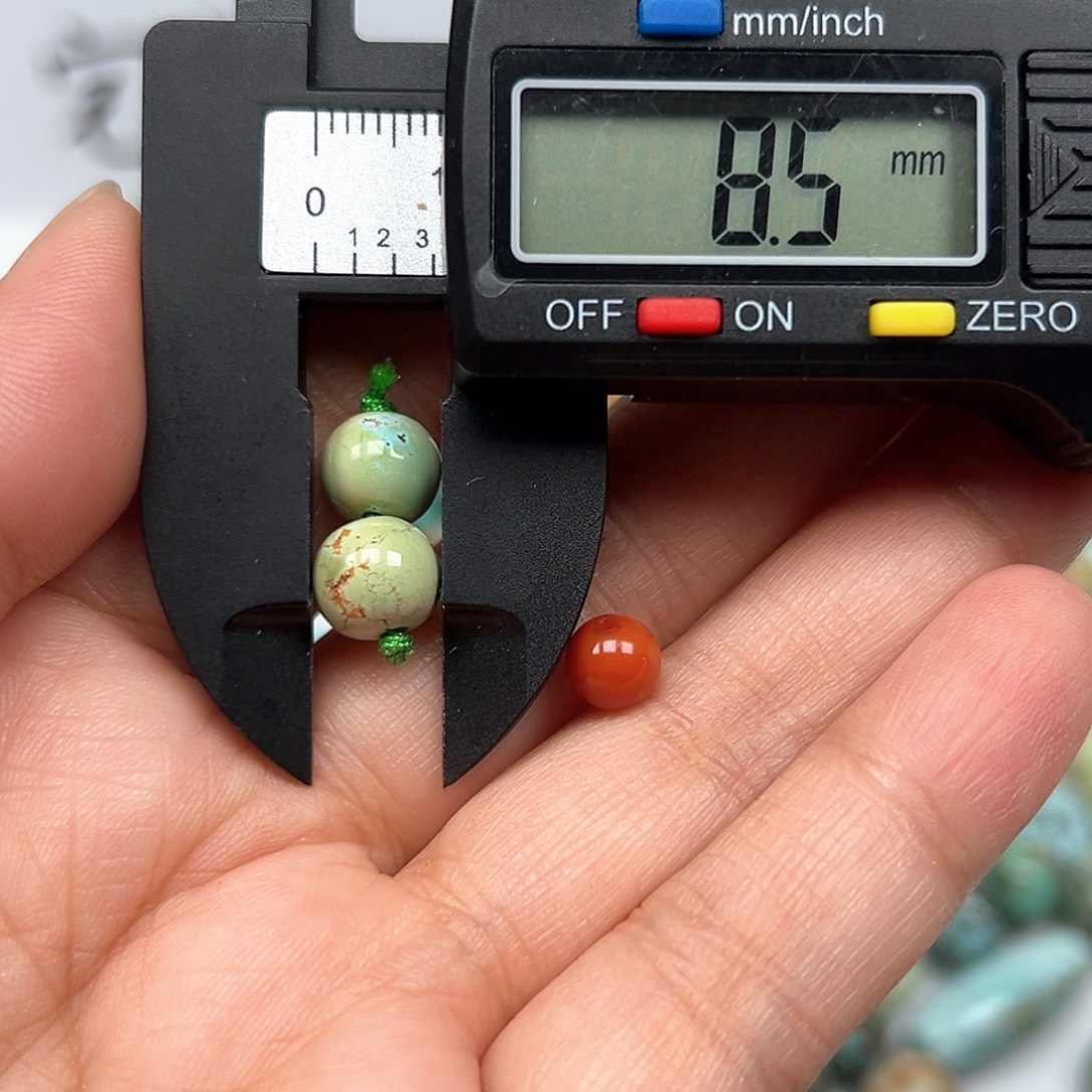 南红玛瑙未镶嵌珠宝奇石