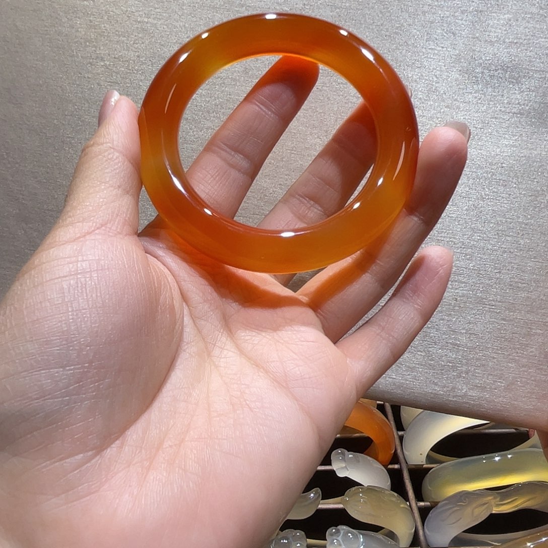 玛瑙/玉髓未镶嵌手镯