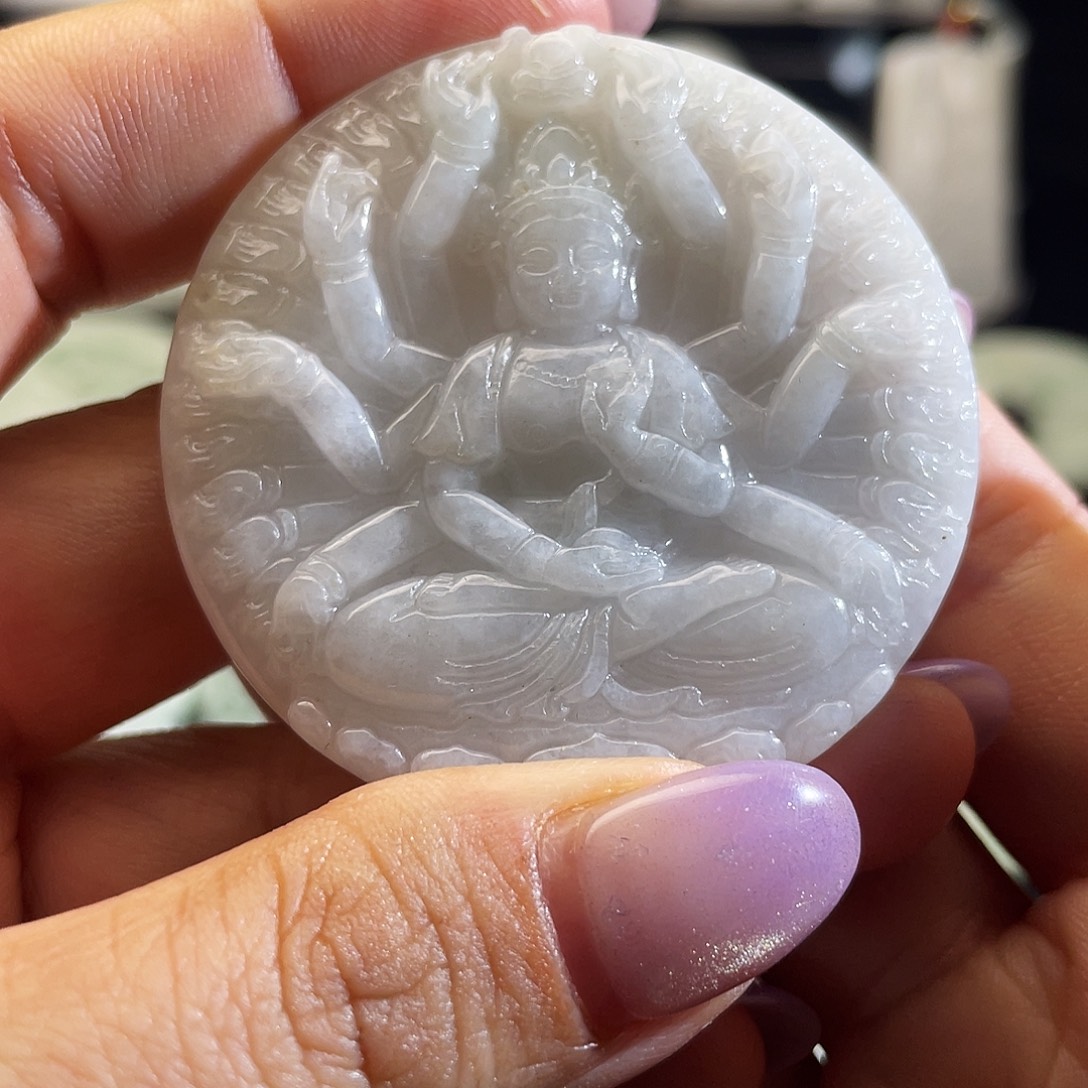 翡翠未镶嵌颈饰千手