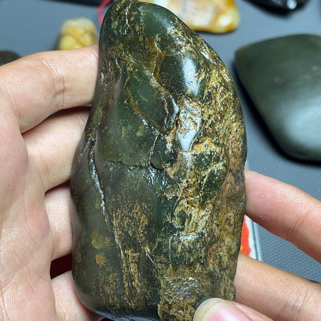 和田玉（子料）未镶嵌珠宝奇石225.3