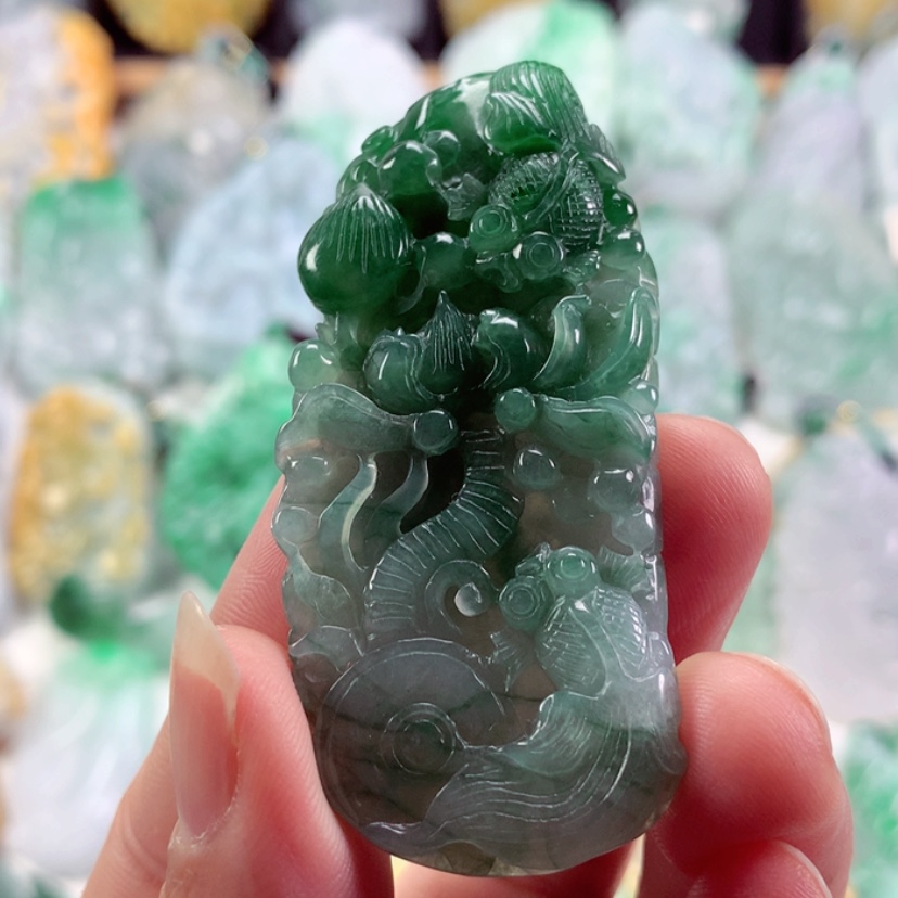 【闪购商品】翡翠吊坠(不含链)未镶嵌