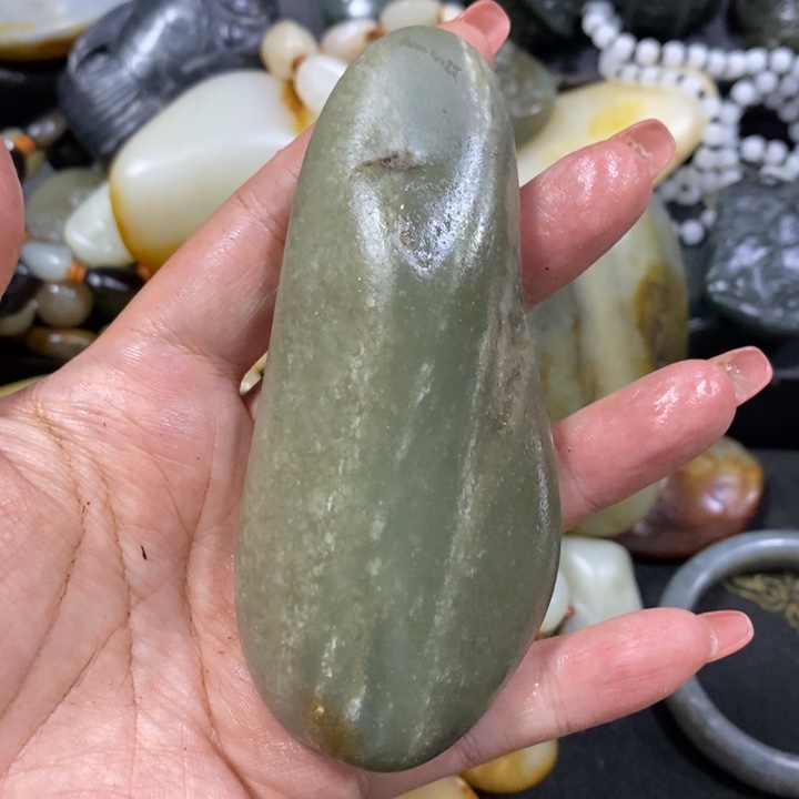 未镶嵌和田玉（糖玉）挂件