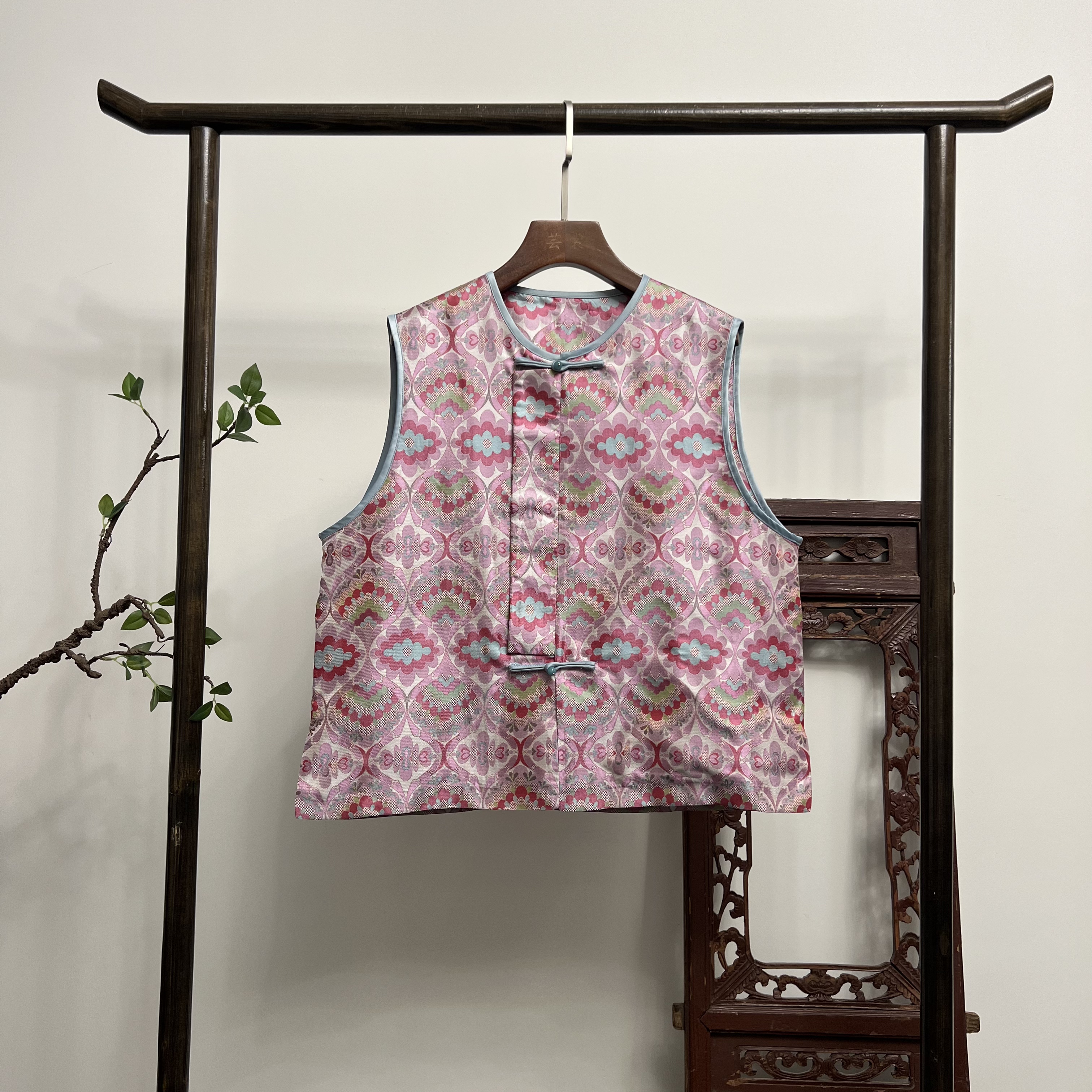 【玉生烟】蜀锦马夹新中式桑蚕丝坎肩M40166