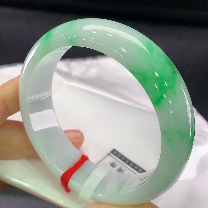 翡翠手镯未镶嵌正圈57-58