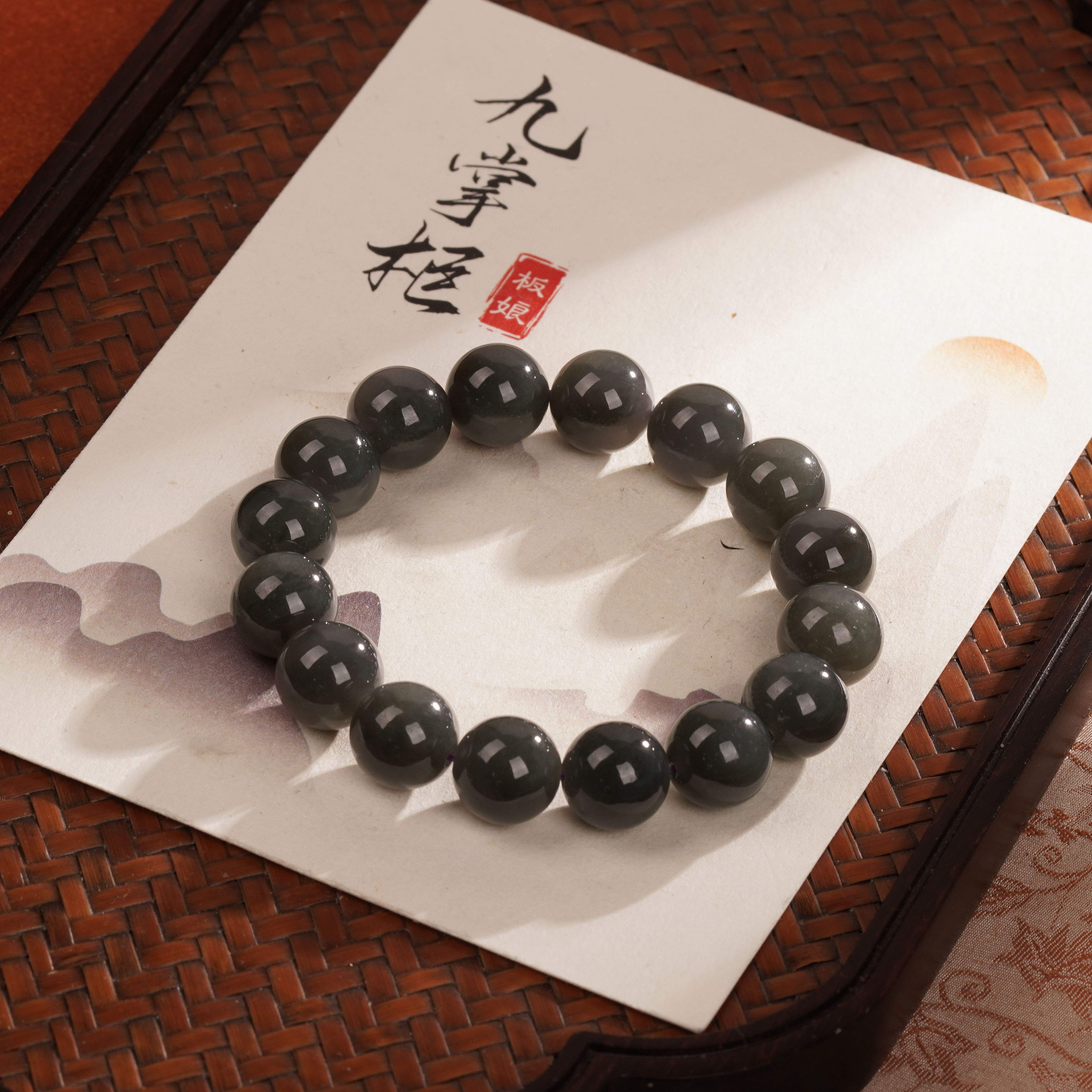 天然和田玉老料烟紫单圈手串约12mm简约百搭—多样性发其一