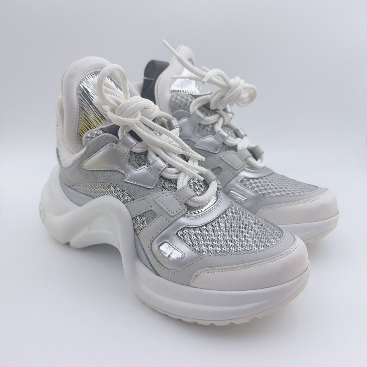 95新 LouisVuitton/路易威登 36码/银色拱桥老爹鞋/00998