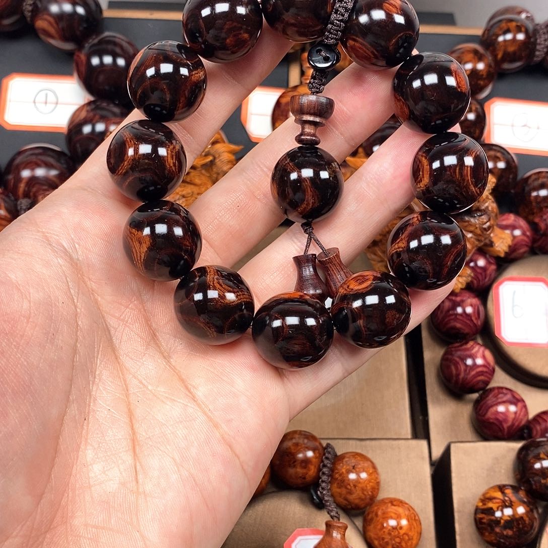 花梨木类佰*花2.0对眼鬼脸