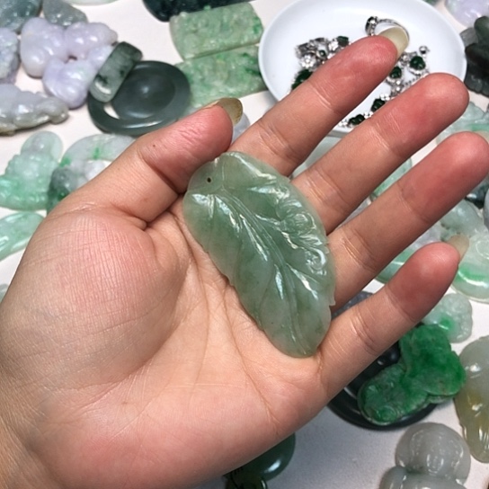 平***乐定制翡翠未镶嵌翡翠