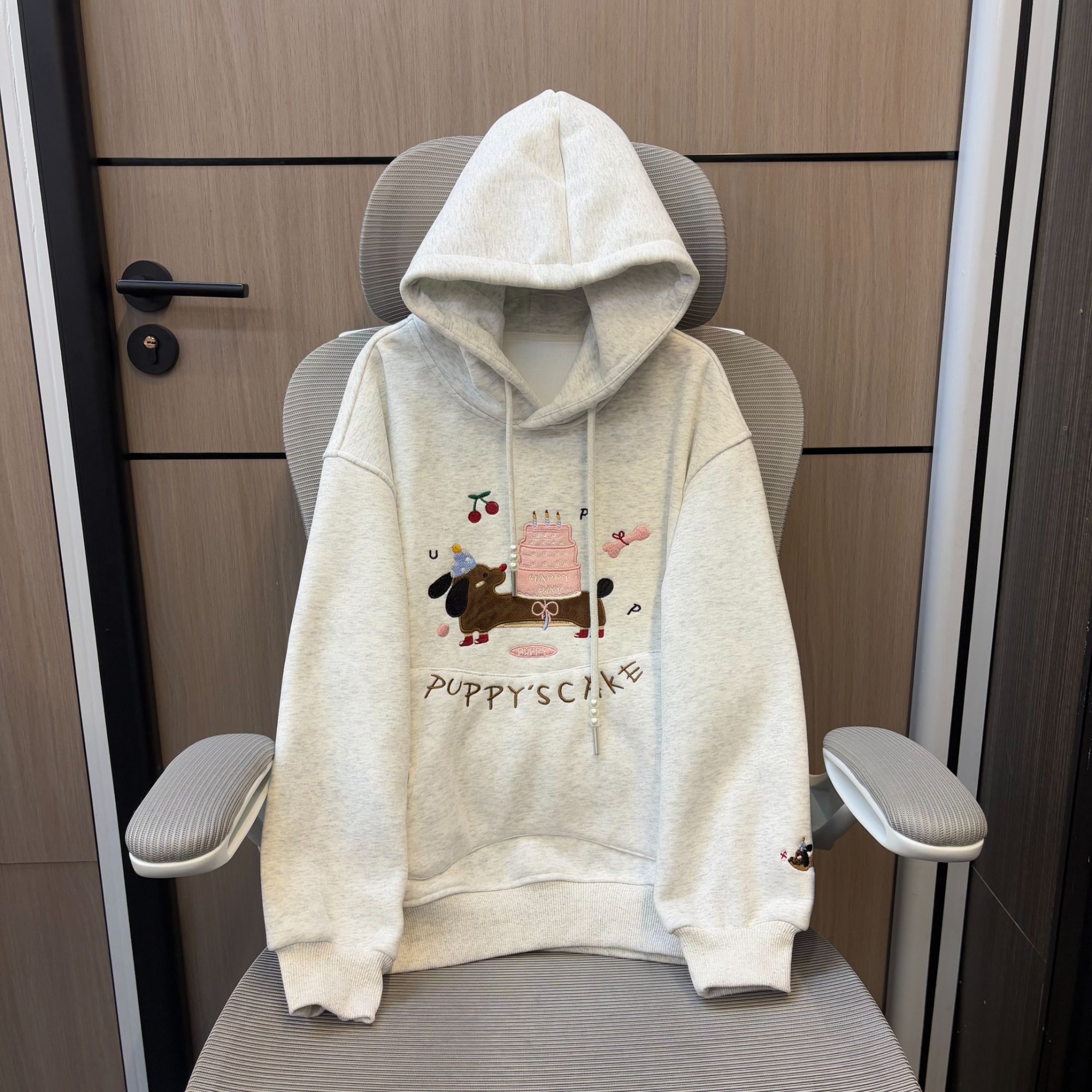 【清货】冬款洋气蛋糕小狗刺绣加绒连帽女童卫衣 F202 202 R