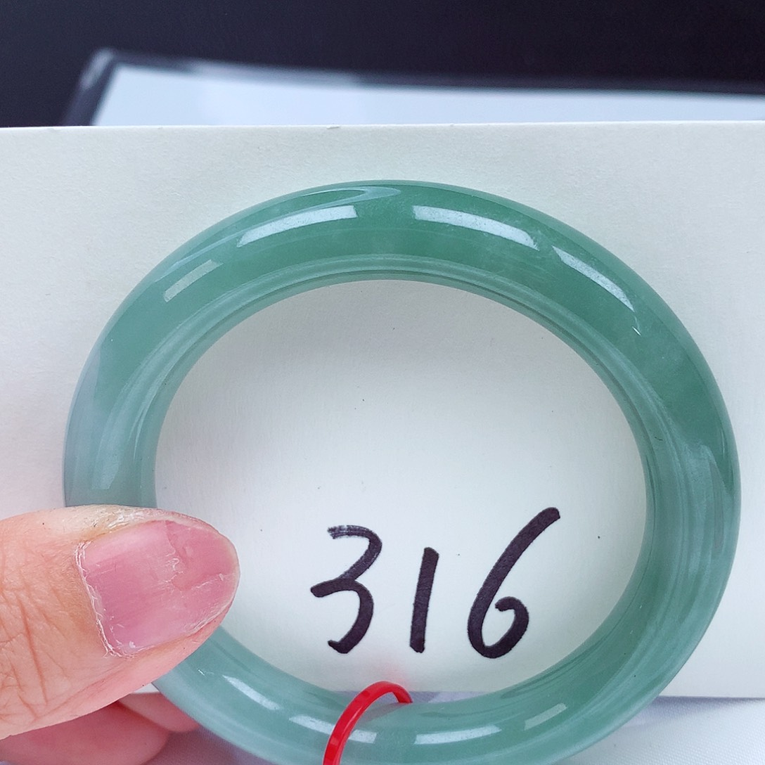 翡翠未镶嵌手镯翡翠