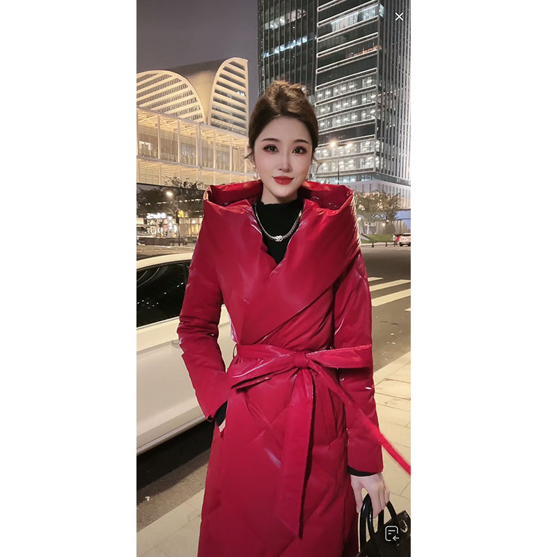 2025年冬季长款羽绒服女过膝保暖高腰系带加厚外套洋气休闲装