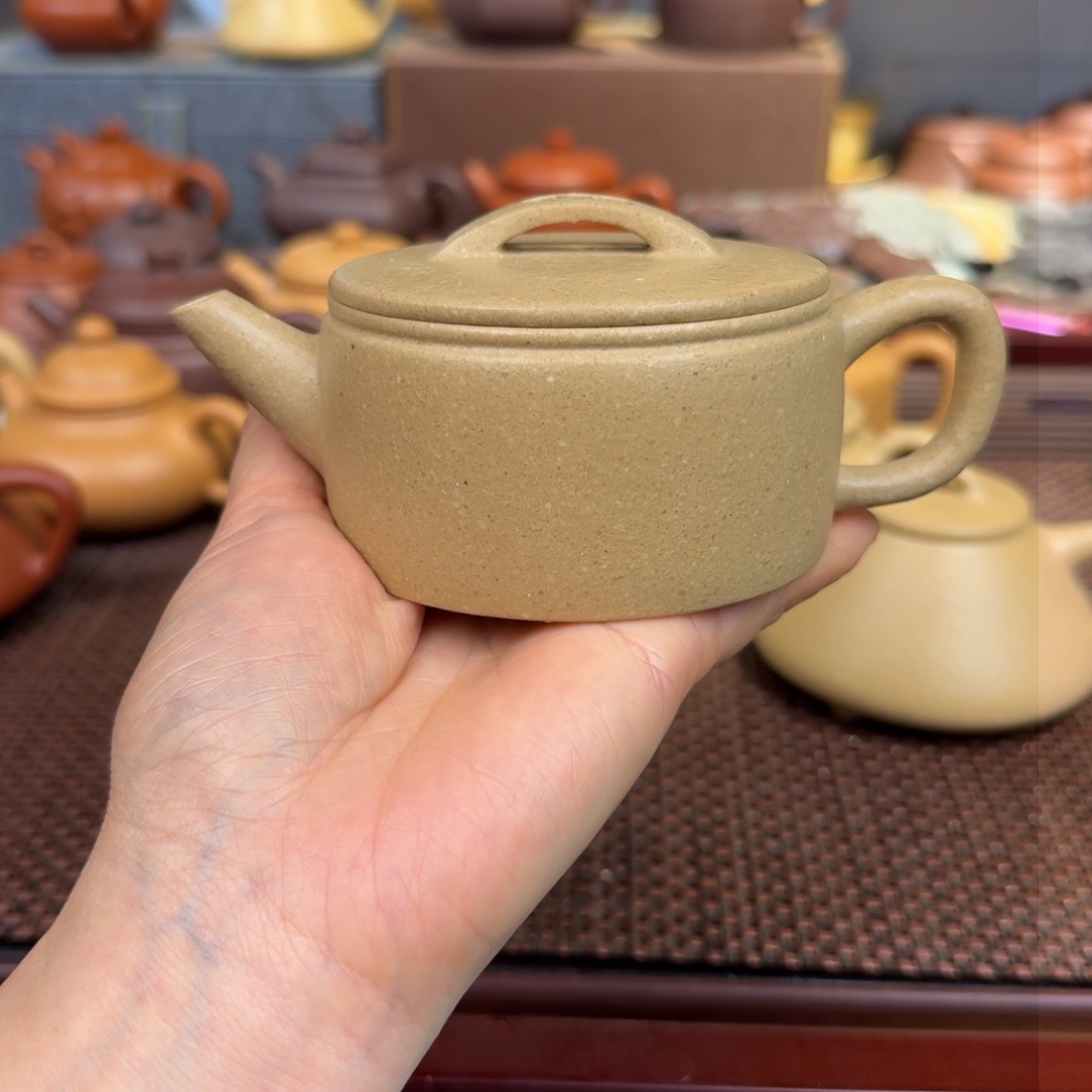 本山绿泥茶壶梨皮180毫升左右