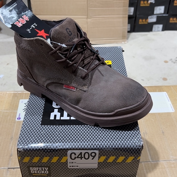 编码409号。羊毛40码防砸防刺劳保鞋。