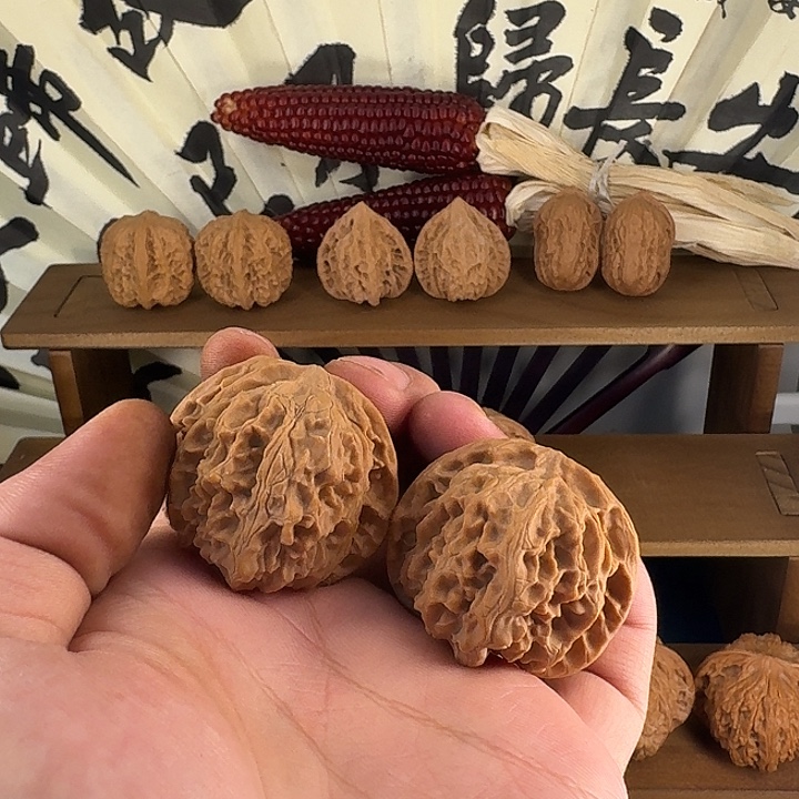 吊坠文玩核桃苹果园