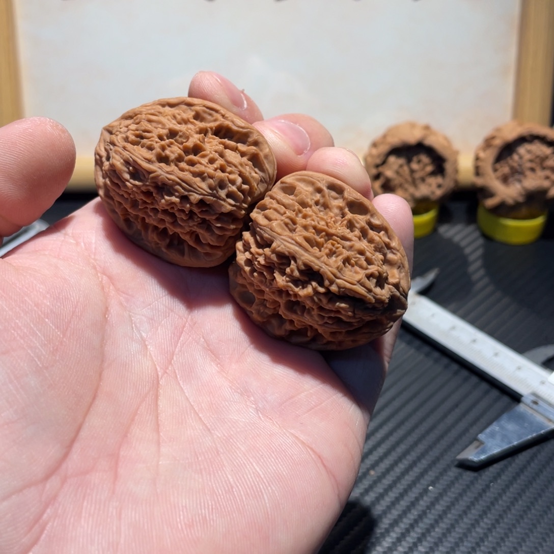 吊坠文玩核桃南疆石高炮